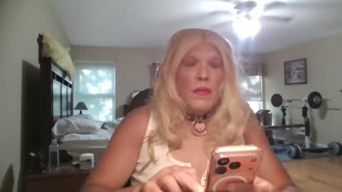 jenny gurl online show from July 14, 9:42 pm