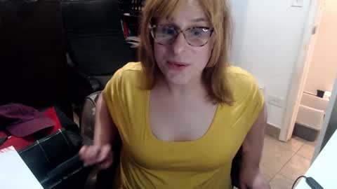 theChloeStar online show from December 4, 4:38 am