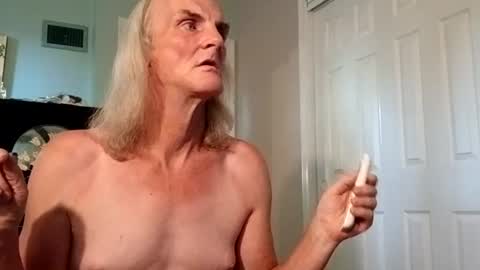 jennywomacks online show from June 29, 1:09 am