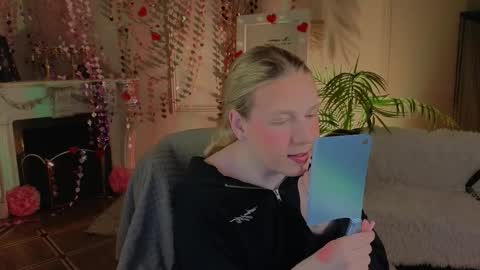 jes_solar online show from March 3, 10:38 pm