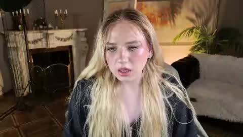 jes_solar online show from June 11, 2:22 am