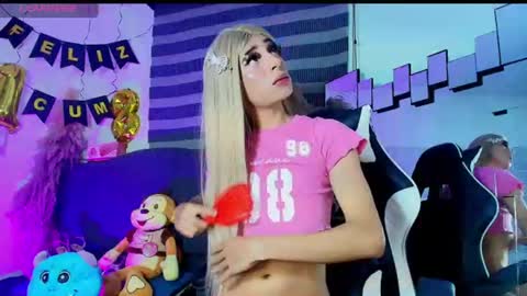 jessica_tan online show from June 24, 5:05 am