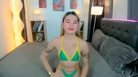 Your naughty Jessie online show from July 18, 4:03 pm