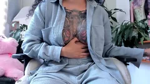  Jhoanna Largo  online show from May 26, 4:48 pm