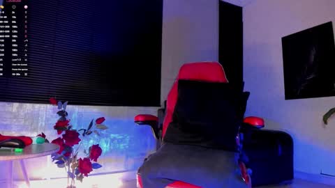 jhonymiller online show from December 14, 9:32 pm