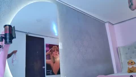 juanita online show from May 9, 8:46 pm