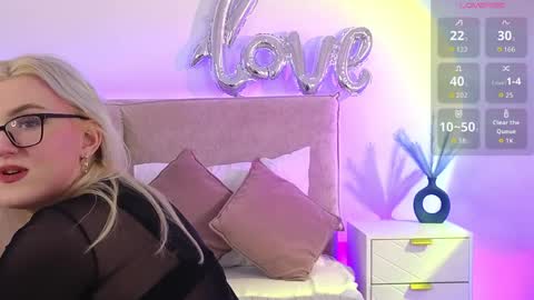 Jules Nightt online show from March 31, 9:17 pm