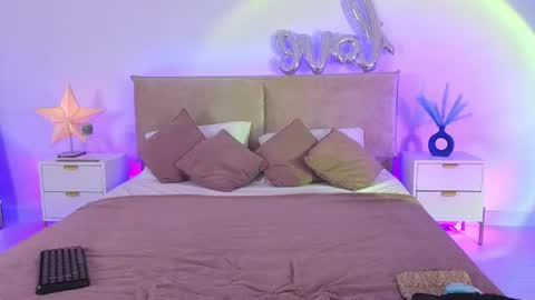 Jules Nightt online show from July 30, 9:47 pm