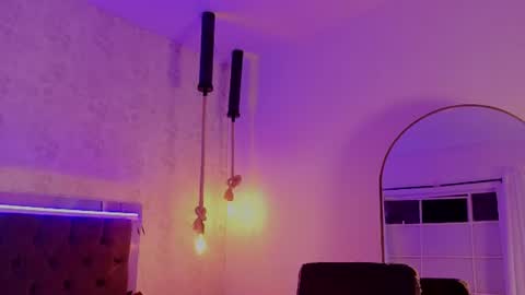july_quinzel online show from July 9, 7:45 am