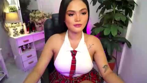 MY IG aleahgomez17 online show from November 18, 11:15 pm