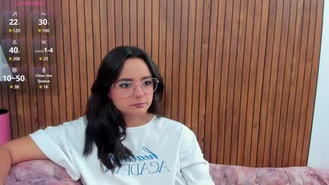 Kyelie online show from December 5, 7:55 pm