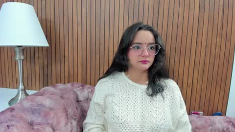 Kyelie online show from December 6, 8:34 pm