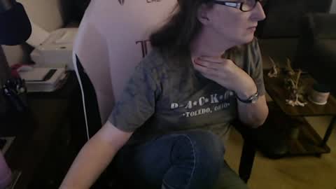 Camprincess331 online show from July 19, 1:10 am