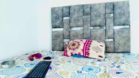 kamil_dolll online show from January 15, 6:45 am