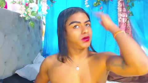 KARLY.  online show from November 23, 11:34 am