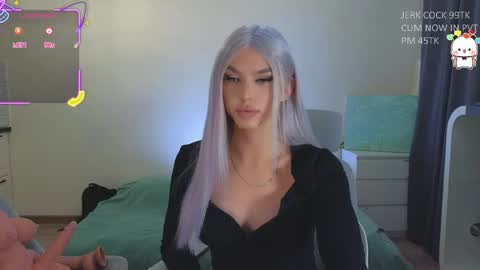 Kate online show from April 18, 7:40 pm