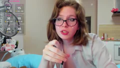 KatieNPZD online show from August 2, 1:11 pm
