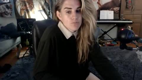 Katie online show from July 31, 4:45 am