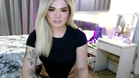 katykiat online show from July 28, 8:52 pm