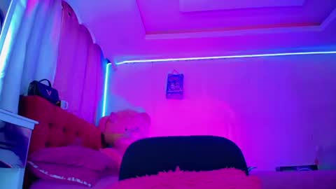 kayla_sexx online show from June 16, 2:36 am
