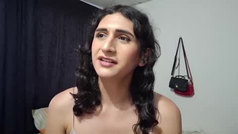 Kaylee Sims online show from November 10, 11:11 am