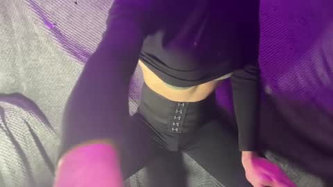 Snapshot of kayorkatie chatting on February 9, 1:14 pm katie online show from February 9, 1:14 pm