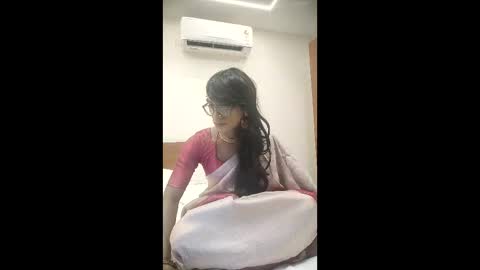 Winterbunny95 online show from February 8, 4:24 pm