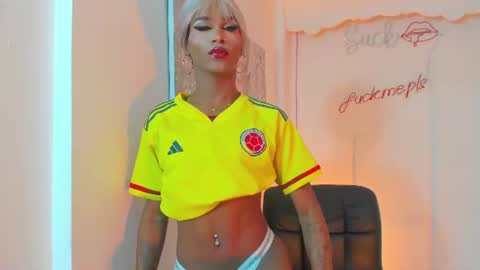 Keila  online show from June 28, 5:24 am