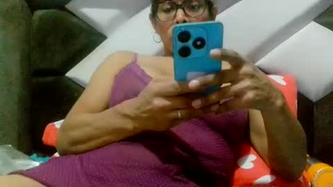 kelly_alisset online show from July 2, 6:19 am