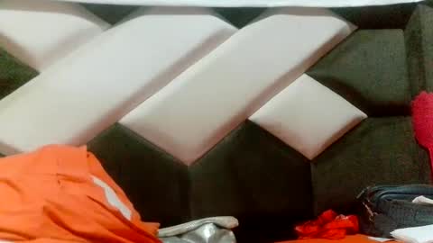 kelly_alisset online show from August 3, 4:45 am