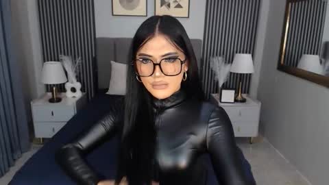 kelsie_silva online show from October 23, 2:04 am