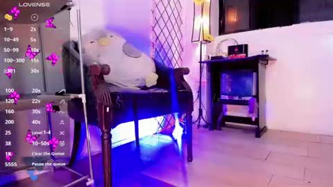 Kendra Bailey online show from July 14, 3:11 am