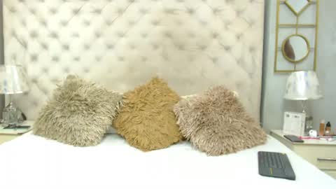 Kesly online show from June 24, 3:43 pm