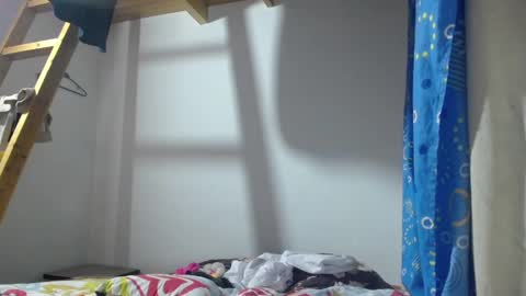 khloe online show from December 26, 3:27 am