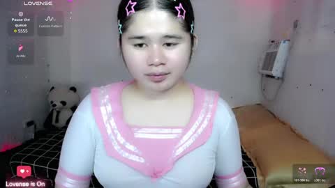 Your SweetGirl Ts online show from June 6, 4:08 am