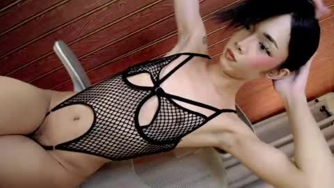 kieramoore online show from July 1, 2:17 pm