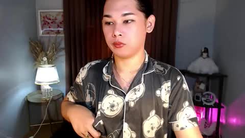 Snapshot of kiethmadison_miller chatting on October 2, 11:37 pm Im Mia online show from October 2, 11:37 pm