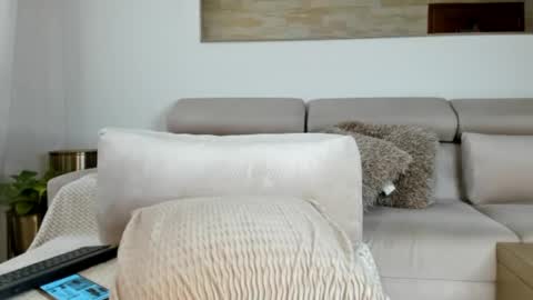 KimberlY  kim bombshell online show from April 2, 4:16 pm