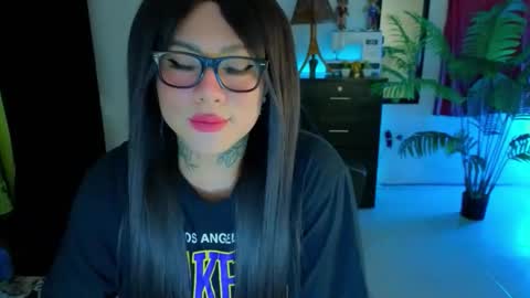 Kimberly Polizzi     online show from November 29, 4:14 am