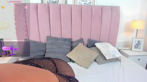 Kimberlyn online show from April 10, 9:20 pm