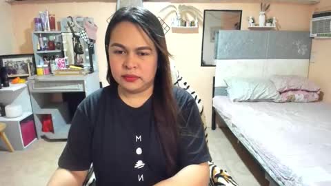 kissmeloves online show from February 10, 6:31 am