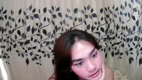 kitty_cake666 online show from September 19, 7:03 am