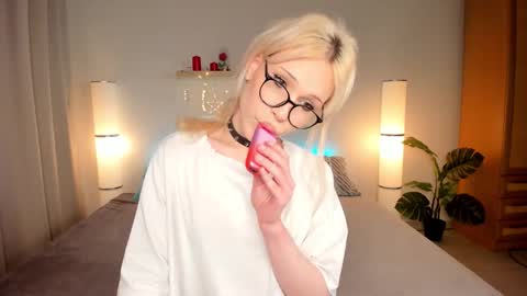 Kristal online show from September 13, 3:29 pm