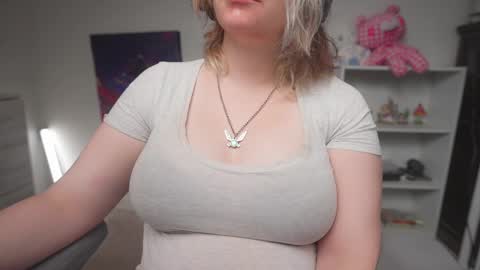 Snapshot of krystalsyxx chatting on September 15, 11:09 pm Krystal Syx online show from September 15, 11:09 pm