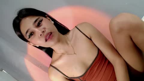 kylie online show from June 18, 3:28 pm