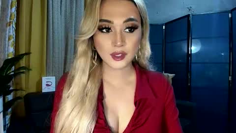 kylie online show from December 19, 11:59 am