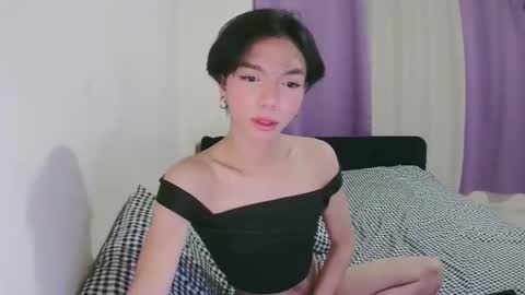 Laura online show from October 30, 4:50 pm