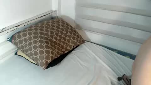    online show from February 9, 6:53 am