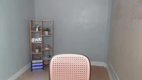   online show from March 5, 6:19 am