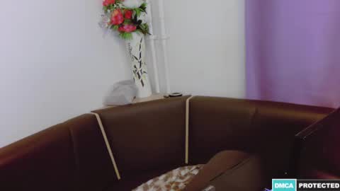 Larisa Lavriki online show from November 24, 8:11 pm